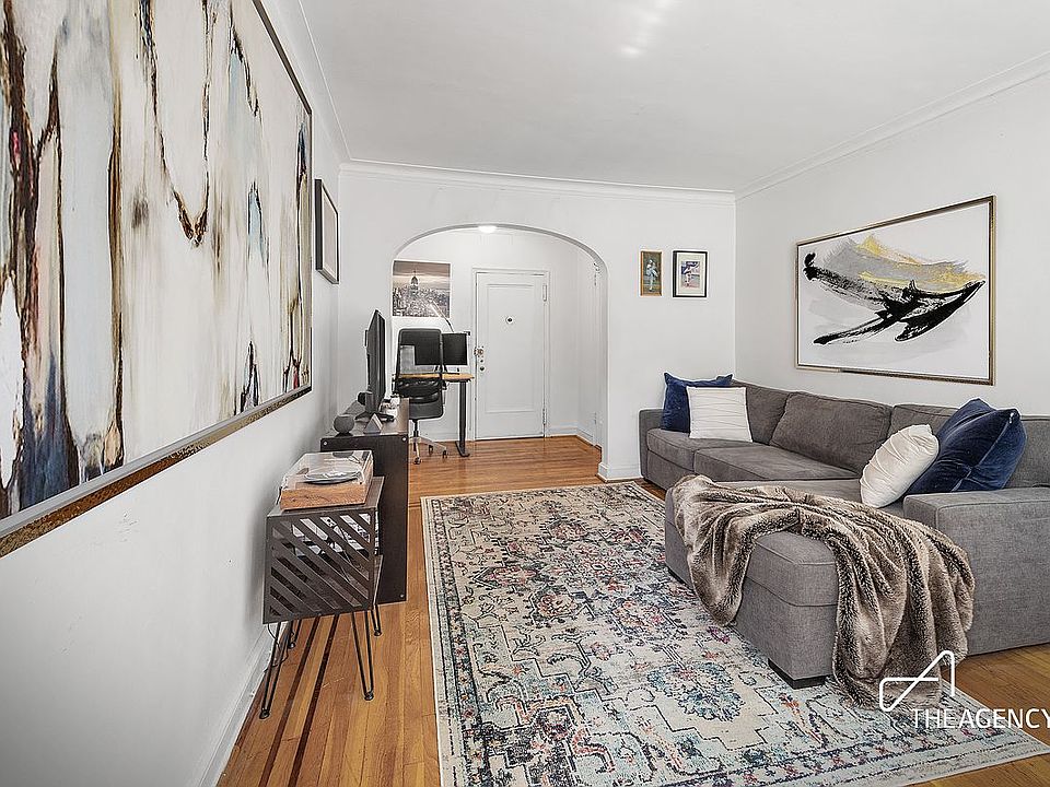 1st image of 25-40 31st Ave #1F