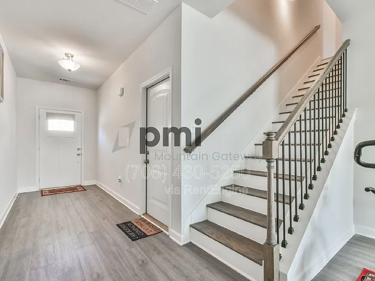 6306 Pine Ridge Point — Photo 3