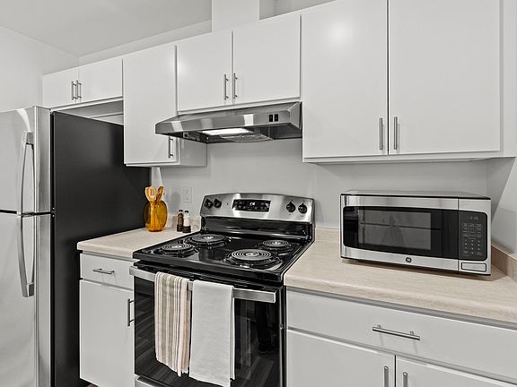 4th image of 689 Mike McCarthy Way #172e8343e