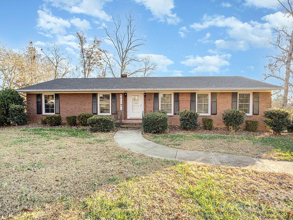 1st image of 714 Shady Dr