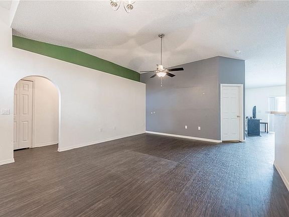 5th image of 16990 Cornerwood Dr