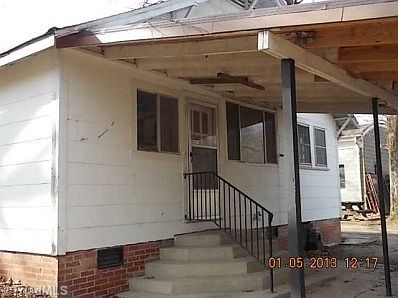 2nd image of 920 Eldorado St