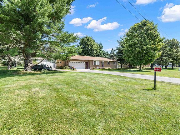 8441 CEDAR LANE, Wisconsin Rapids, WI 54494 | MLS #22402926 | Zillow