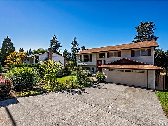 2nd image of 18914 48th Ave W