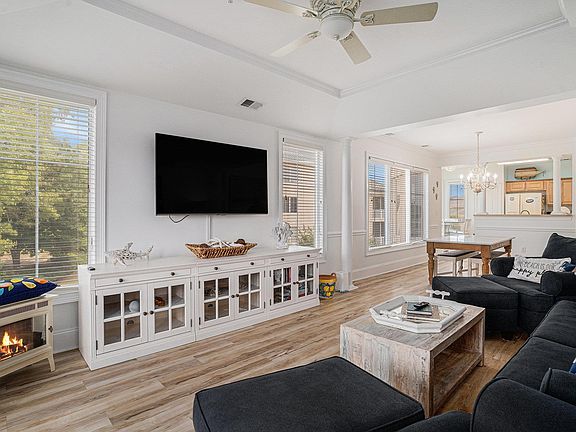 5th image of 2180 Waterview Dr. #837