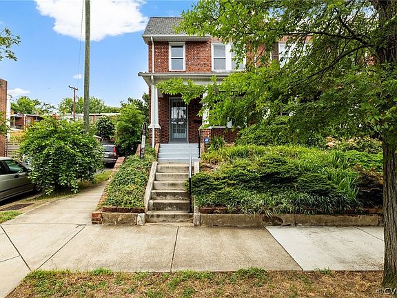 2nd image of 2230 Maplewood Ave