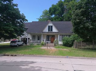204 N Chestnut St, Lamoni, IA 50140