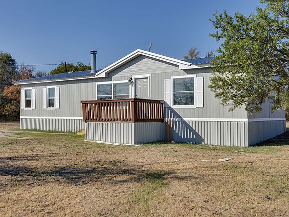 4th image of 143 Summit Ridge Ln