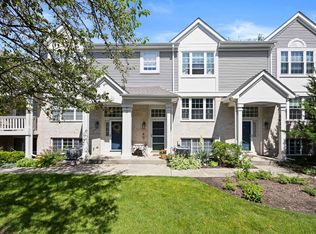 2625 Woodmere Dr, Darien, IL 60561