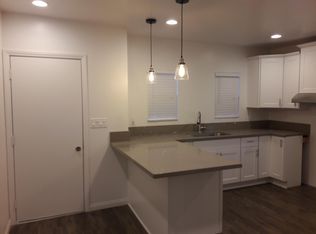 6638 Estrella Ave, Los Angeles, CA 90044