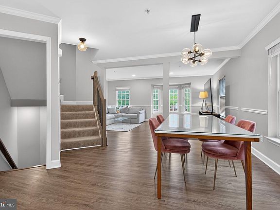 3rd image of 300 Center Ln