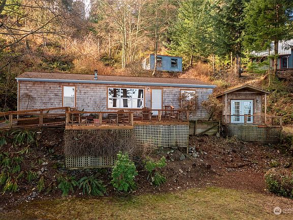 3rd image of 2955 Dogwood Terrace