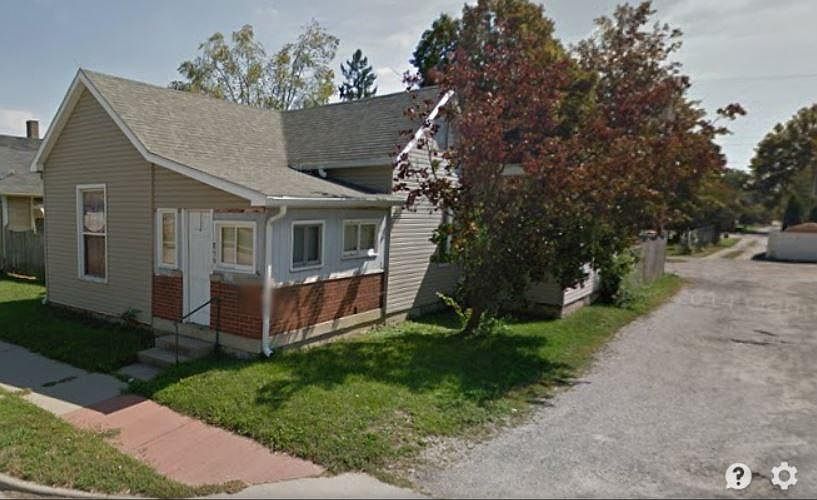 2nd image of 859 E Morgan St