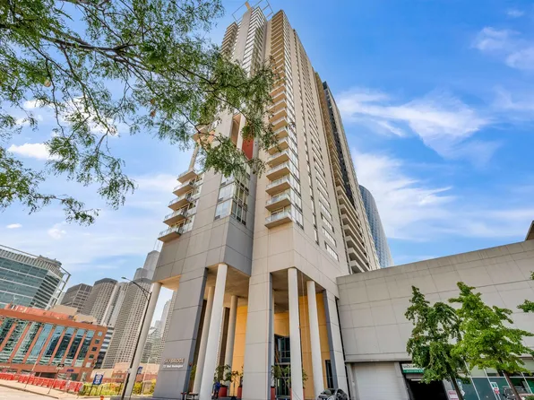 737 W Washington Blvd APT 2410, Chicago, IL 60661