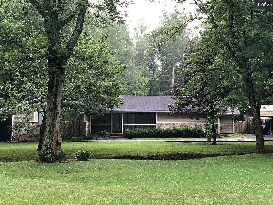 1st image of 136 Cochran Dr