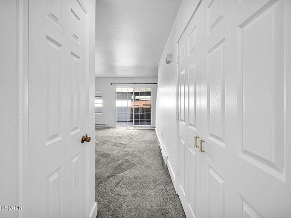 3rd image of 312 Smithridge Park