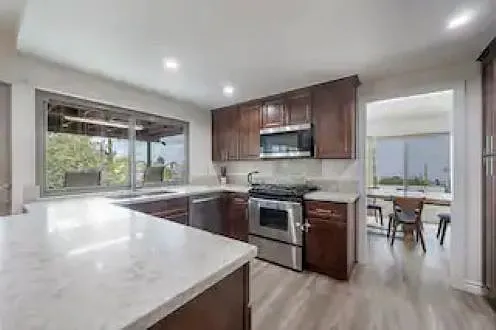 6630 Elmhurst Dr — Photo 14