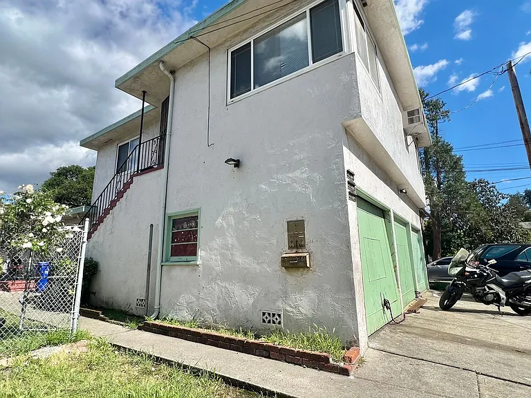 4350 Fleming Ave — Photo 18
