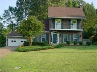 705 Shadowood Ln, Starkville, MS 39759
