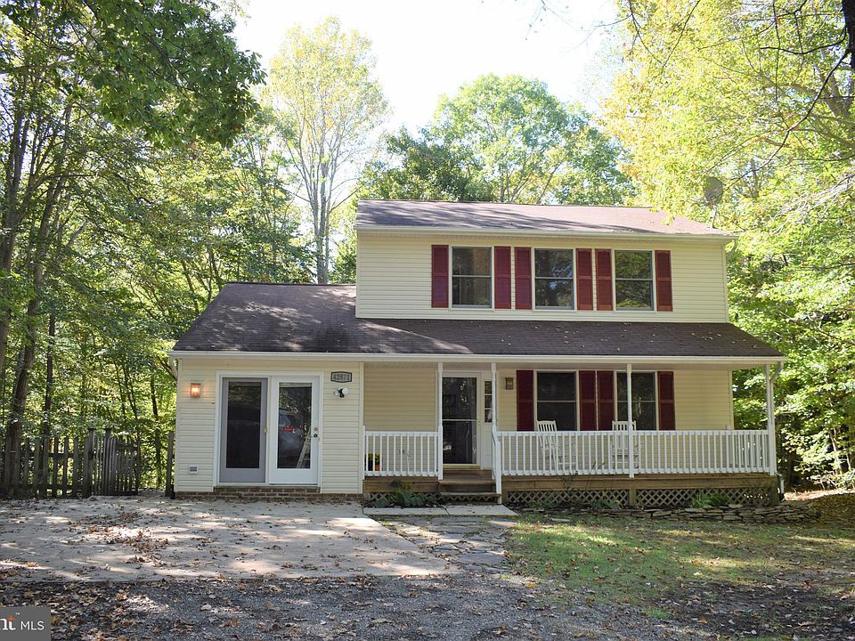 1st image of 42871 Hart Ct