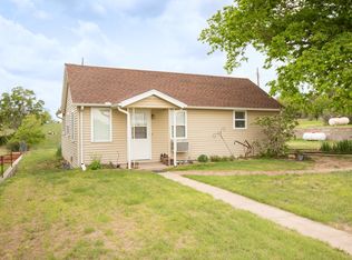 708 Bailey St, Stratton, NE 69043