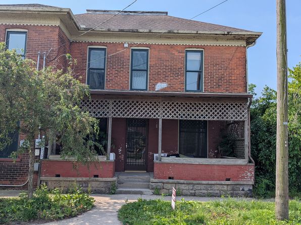 107 E 2nd St