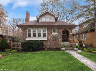 2207 Bennett Ave, Evanston, IL 60201