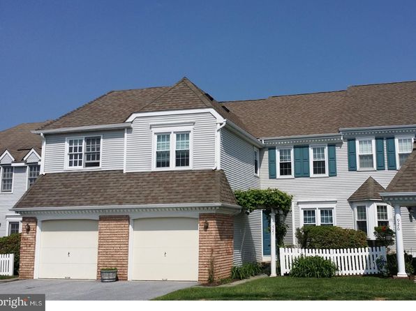 927 Samantha Cir