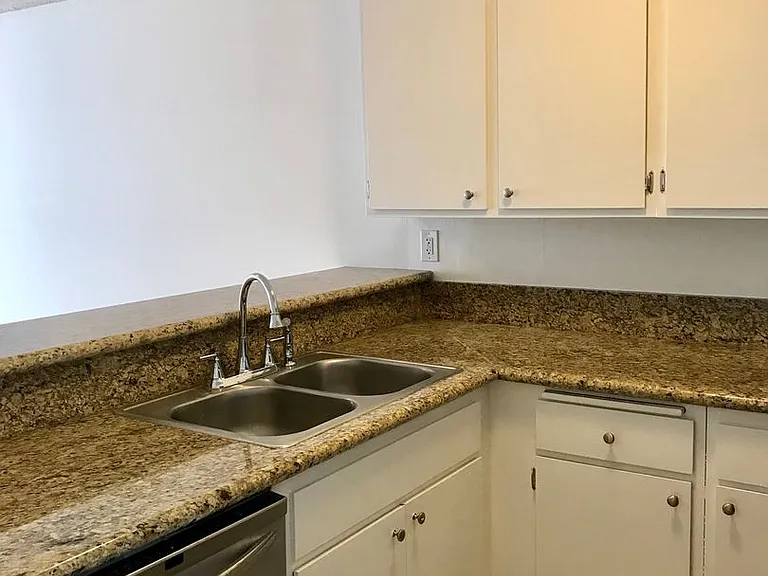 2485 Sawtelle Blvd — Photo 11