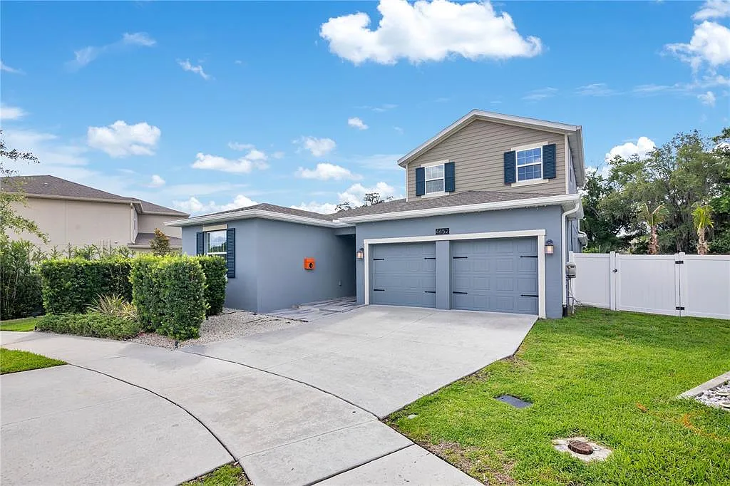 Building Photo - 4452 Seven Canyons Dr