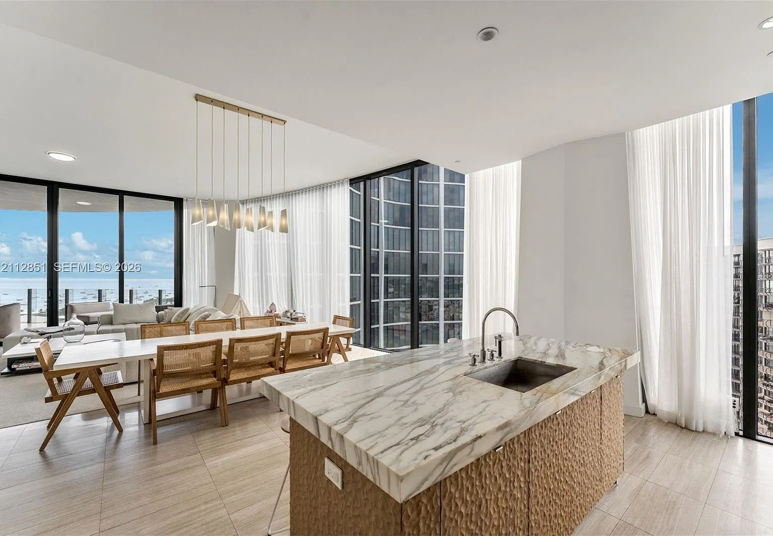 Two Park Grove Condo — Photo 4