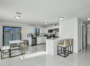 1712 NW 76th Ter #1712, Miami, FL 33147