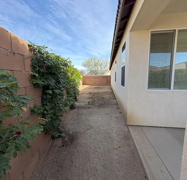 39613 Taffala Dr — Photo 15