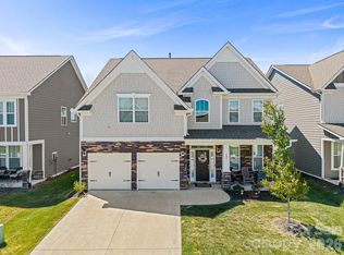 199 Fox Cove Rd, Hendersonville, NC 28792