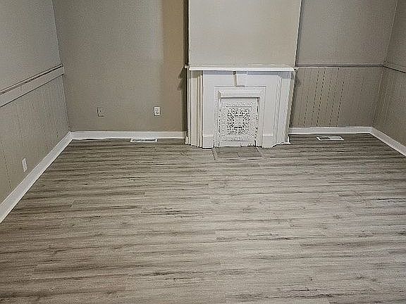 2nd image of 426 N 26th St
