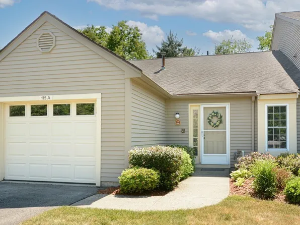 115 Ridgefield Cir #A, Clinton, MA 01510