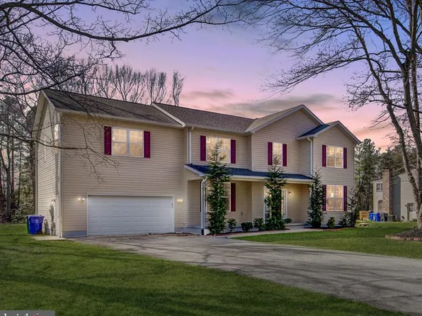 4005 Spring Valley Dr, White Plains, MD 20695