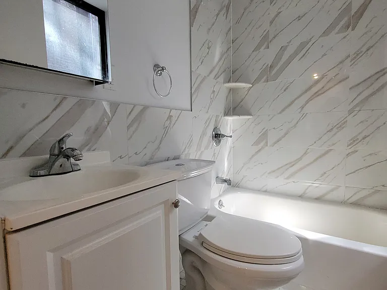 3149 Broadway #14 — Photo 13