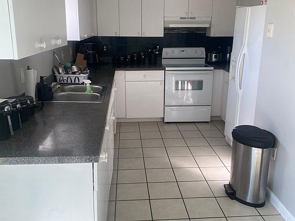 5th image of 1205 NW 7th Ave