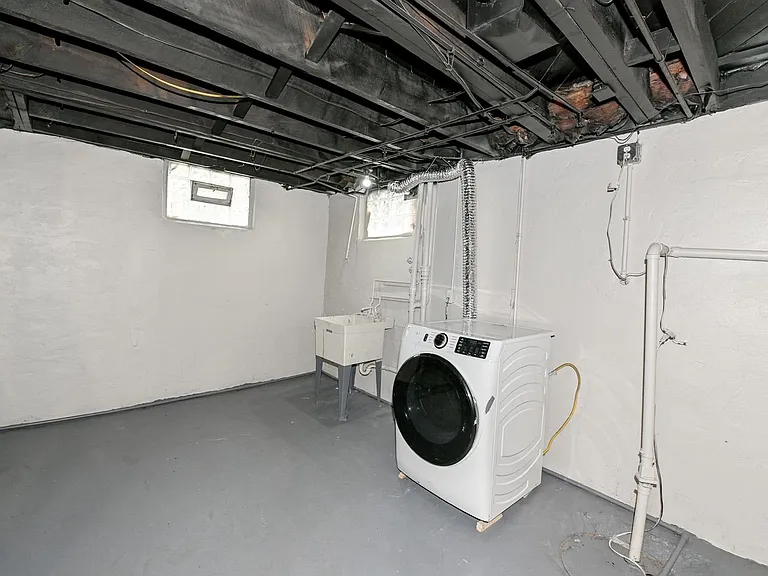 7981 State Rd — Photo 32