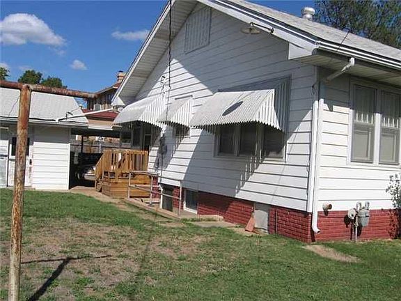 4th image of 1324 N Beard Ave