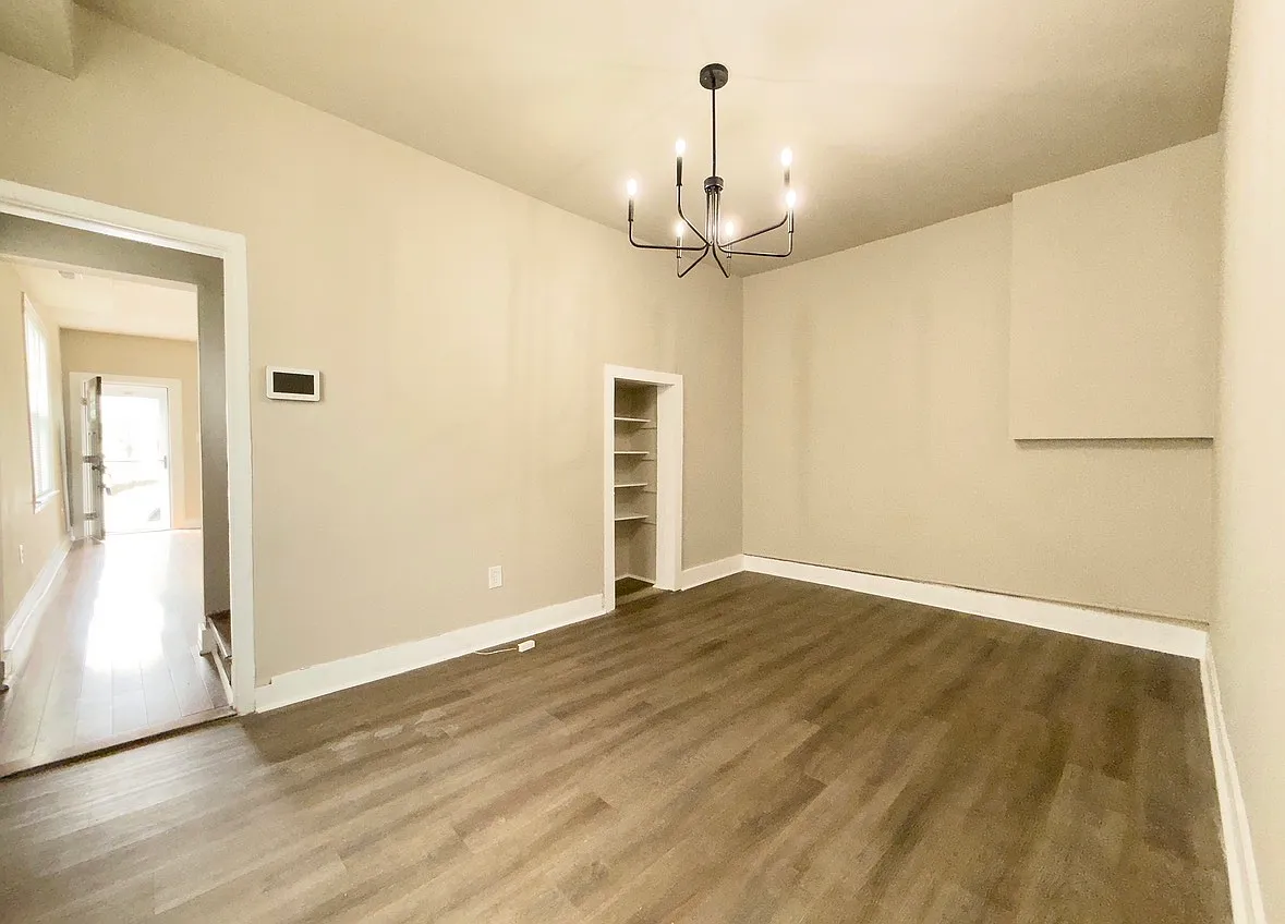 4 bed, 1513 sqft, $2,100 — Photo 3