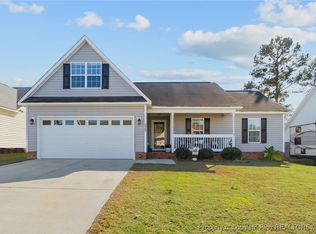 229 Shakerstone Dr, Fayetteville, NC 28311