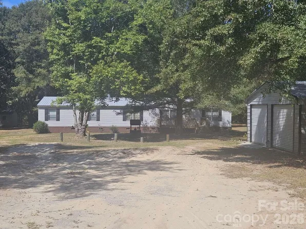 7159 Rev Melvin Adams Rd, Kershaw, SC 29067
