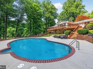10 Hickory Hill Rd, Cockeysville, MD 21030