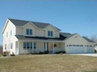 6232 Deerpath Trl, Sheboygan, WI 53081