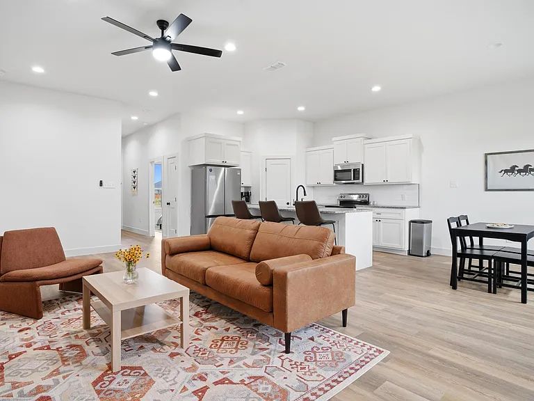 7941 Sawdust Trl — Photo 2