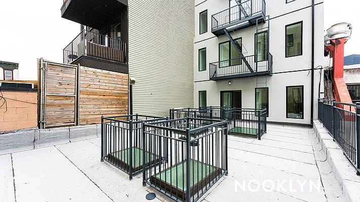 Rented by Nooklyn NYC LLC | media 71