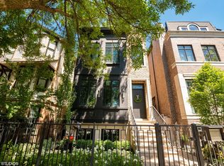 1428 W Wolfram St, Chicago, IL 60657