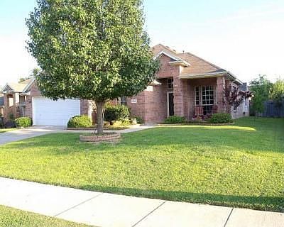 1st image of 2304 Benwick Dr